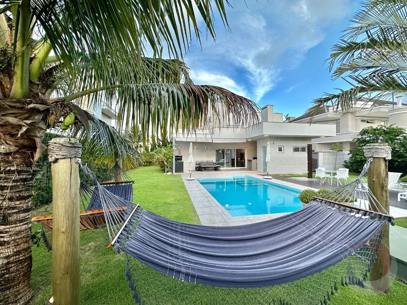 casa em Jurerê Internacional com 3 dormitórios 2 suítes - 330m²: 1ª foto da galeria de imagens do imóvel