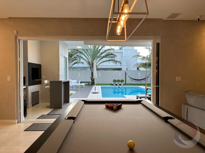 casa em Jurerê Internacional com 3 dormitórios 2 suítes - 330m²: 20ª foto da galeria de imagens do imóvel