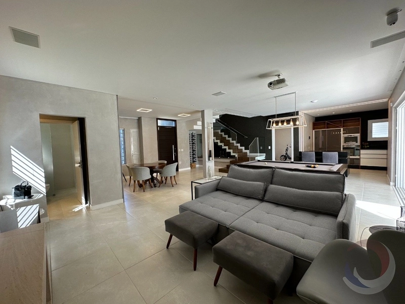 casa em Jurerê Internacional com 3 dormitórios 2 suítes - 330m²: 14ª foto da galeria de imagens do imóvel