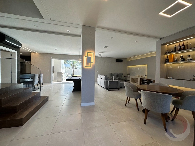 casa em Jurerê Internacional com 3 dormitórios 2 suítes - 330m²: 17ª foto da galeria de imagens do imóvel
