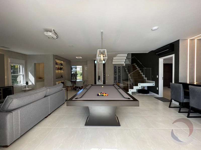 casa em Jurerê Internacional com 3 dormitórios 2 suítes - 330m²: 15ª foto da galeria de imagens do imóvel