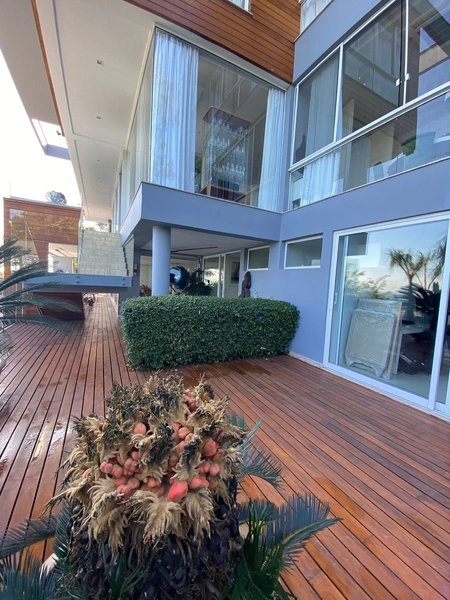 Casa mobiliada em Cacupé com 6 dormitórios 6 suítes Condomínio Fechado: 5ª foto da galeria de imagens do imóvel