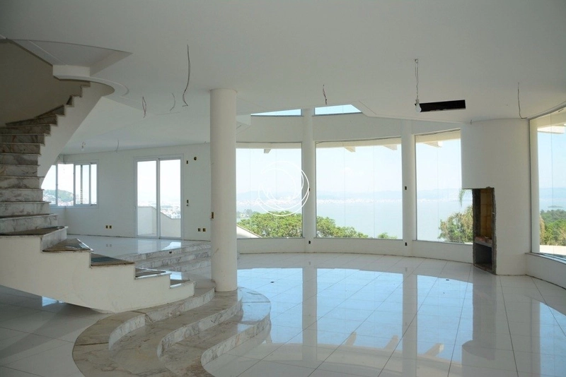 Casa residencial no João Paulo com 6 suítes 8 vagas - 1.500 m²: 3ª foto da galeria de imagens do imóvel