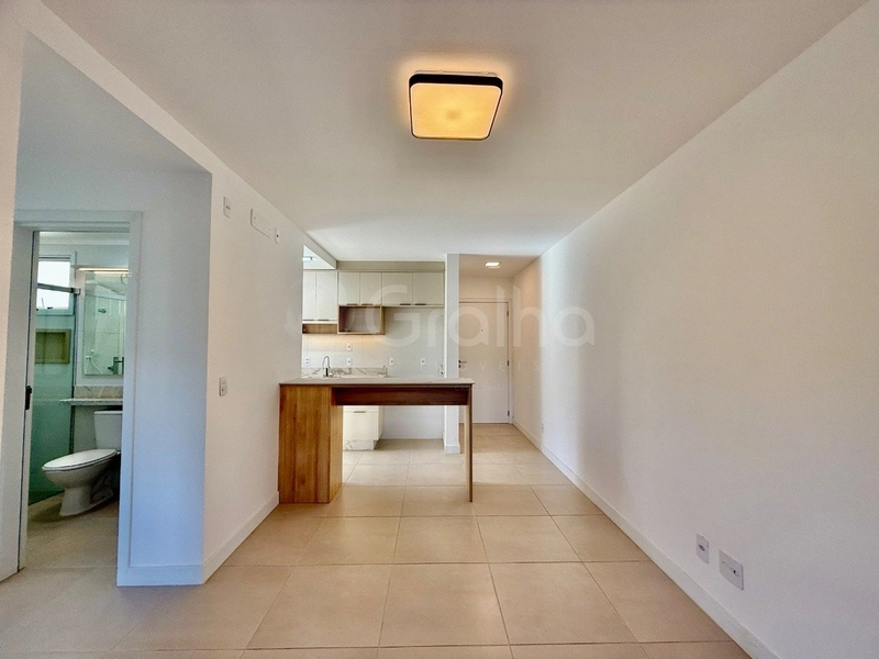 Apartamento no Itacurubi com 2 suítes, sendo 1 suíte e 2 vagas: 1ª foto da galeria de imagens do imóvel