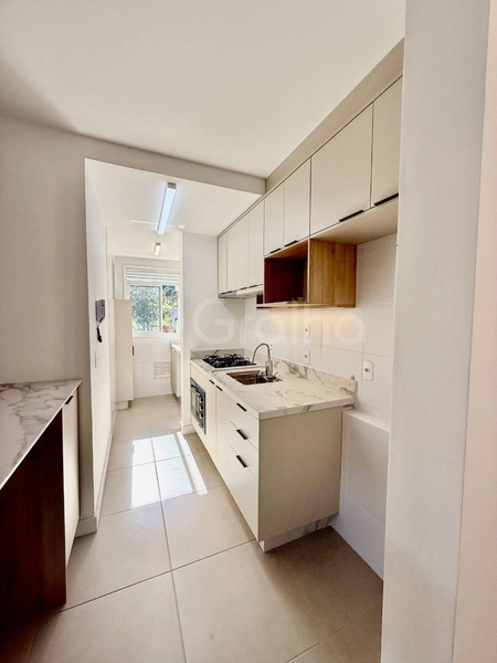 Apartamento no Itacurubi com 2 suítes, sendo 1 suíte e 2 vagas: 2ª foto da galeria de imagens do imóvel