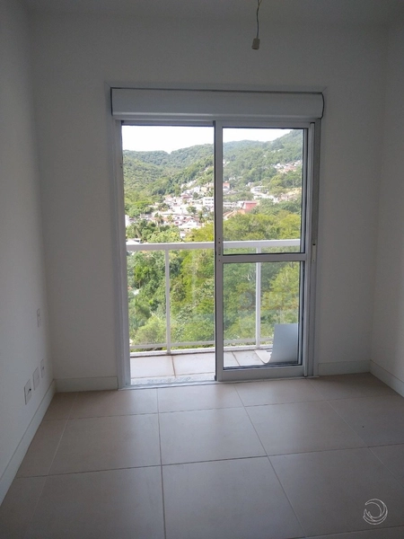 Apartamento no Itacurubi com 2 suítes, sendo 1 suíte e 2 vagas: 6ª foto da galeria de imagens do imóvel