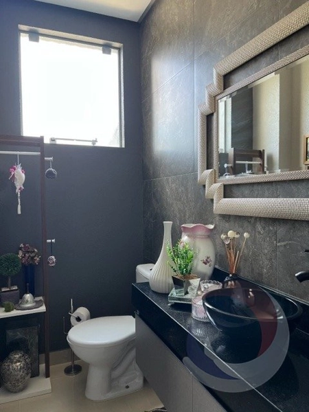 Casa no Córrego Grande com 4 dormitórios, sendo 3 suíte: 9ª foto da galeria de imagens do imóvel