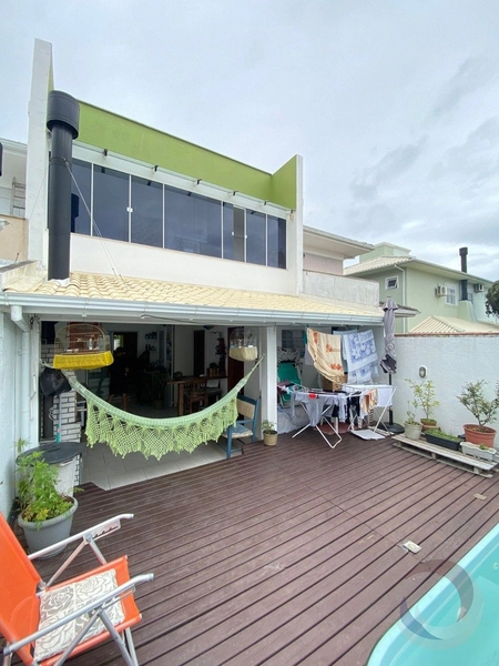 Casa no Campeche com 3 dormitórios 1 suíte e 2 vagas - 144m²: 33ª foto da galeria de imagens do imóvel