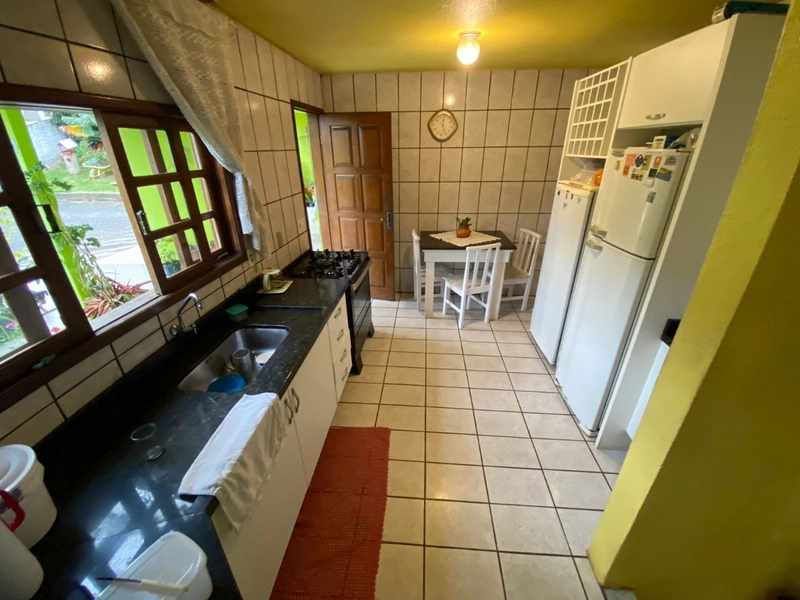 Casa em Cacupé com 3 dormitórios 1 suíte 3 vagas: 10ª foto da galeria de imagens do imóvel