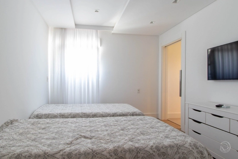 Linda Casa em Cacupé em Condomínio fechado com 5 suítes: 57ª foto da galeria de imagens do imóvel