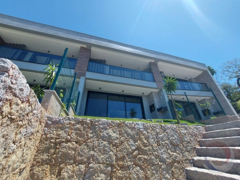 Casa no Canto da Lagoa com 3 quartos sendo 3 suítes: 3ª foto da galeria de imagens do imóvel