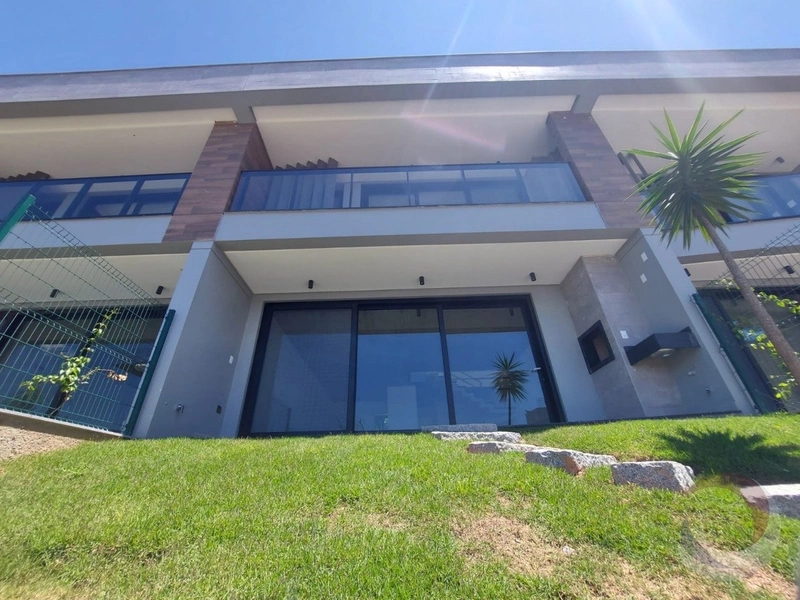 Casa no Canto da Lagoa com 3 quartos sendo 3 suítes: 10ª foto da galeria de imagens do imóvel