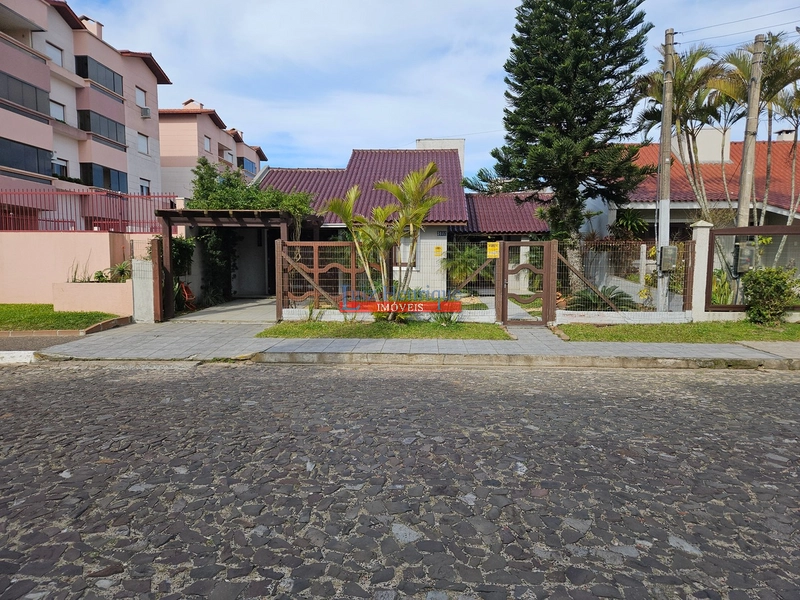 Perto do mar e com piscina: 1ª foto da galeria de imagens do imóvel