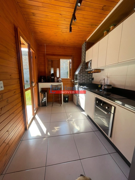 Linda casa no Village: 7ª foto da galeria de imagens do imóvel