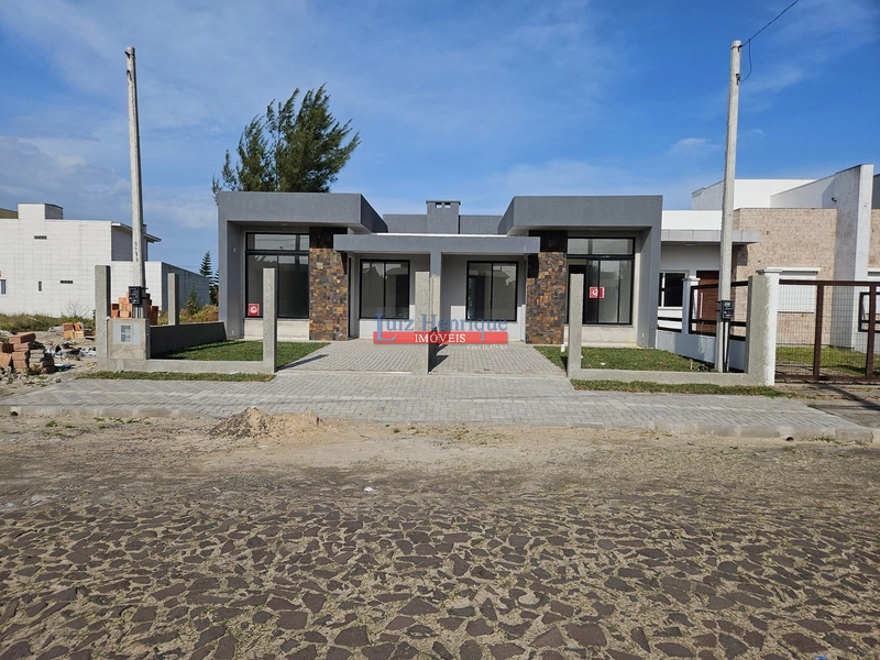 Casa nova e perto do mar.: 2ª foto da galeria de imagens do imóvel