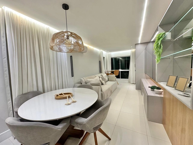 Maravilhoso apartamento - MOBILIADO & DECORADO - perto da praia!: 1ª foto da galeria de imagens do imóvel