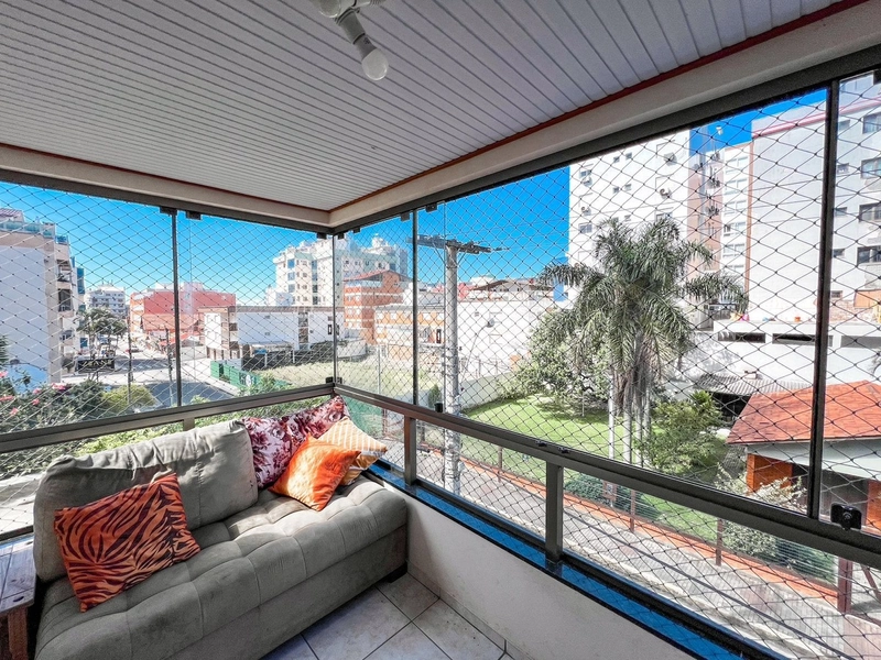 Apartamento 2 dormitórios, de frente, no Centro de Capão da Canoa!: 1ª foto da galeria de imagens do imóvel