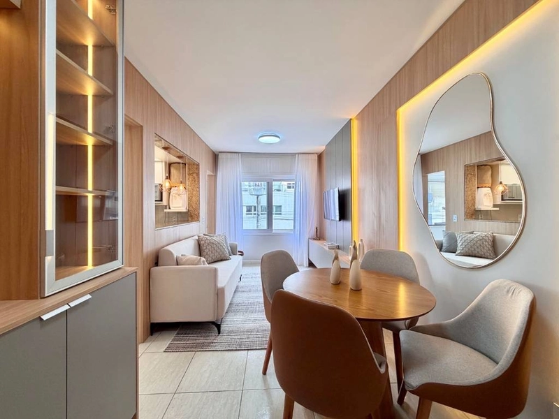 Excelente apartamento com sacada no Centro de Capão da Canoa!: 2ª foto da galeria de imagens do imóvel