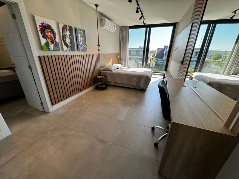 Residência de esquina, beira lago, 5 suítes, no MALIBU, em Xangri-Lá!: 31ª foto da galeria de imagens do imóvel