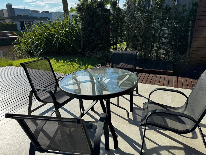 Residência de esquina, beira lago, 5 suítes, no MALIBU, em Xangri-Lá!: 19ª foto da galeria de imagens do imóvel