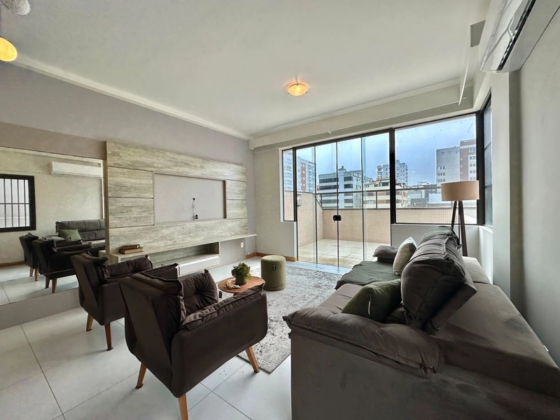 Apartamento COM TERRAÇO DE FRENTE no Centro de Capão da Canoa!: 5ª foto da galeria de imagens do imóvel