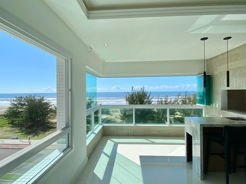 Apartamento BEIRA MAR, novo, mobiliado e decorado, em Capão da Canoa!: 9ª foto da galeria de imagens do imóvel