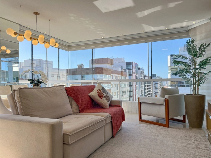 Apartamento com vista para o mar, 3 dormitórios, na Av. Ubirajara!: 1ª foto da galeria de imagens do imóvel