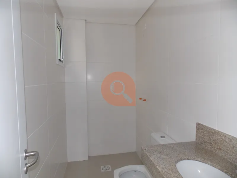 Apartamento de alto padrão, com infraestrutura de resort, frente Praça: 30ª foto da galeria de imagens do imóvel