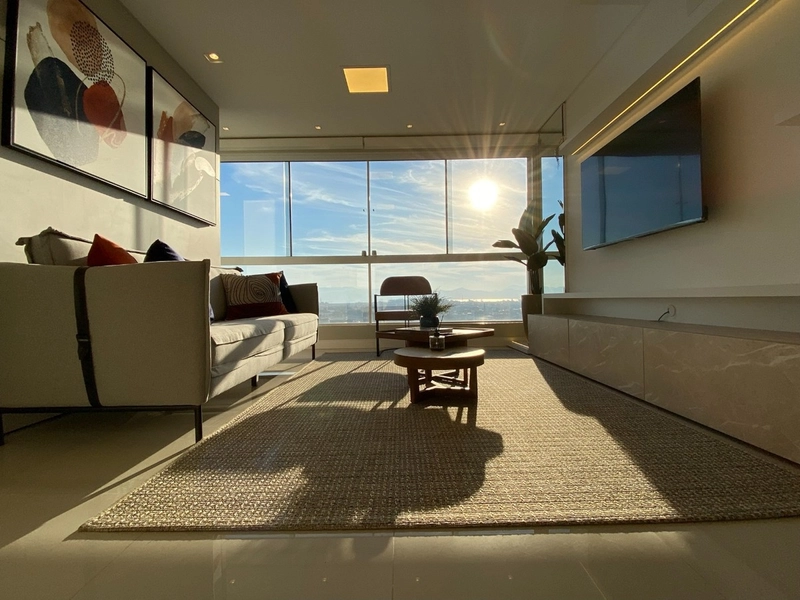 Apartamento novo, de frente, decorado, bem localizado em Capão!: 2ª foto da galeria de imagens do imóvel