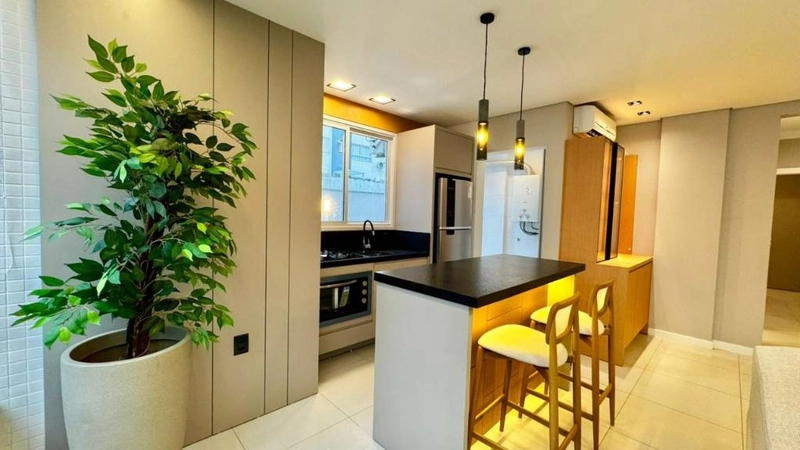 Lindo apartamento de frente, com terraço lateral, mobiliado em Capão!: 7ª foto da galeria de imagens do imóvel