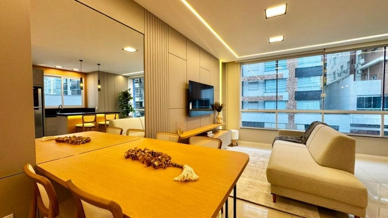 Lindo apartamento de frente, com terraço lateral, mobiliado em Capão!: 4ª foto da galeria de imagens do imóvel