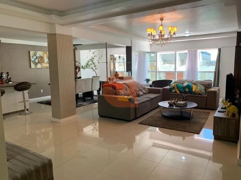 Amplo apartamento com terraço, 3 dormitórios e 2 vagas na garagem!!: 1ª foto da galeria de imagens do imóvel