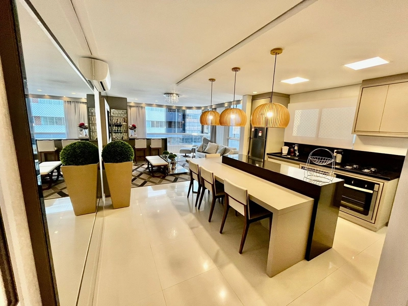 Apartamento com vista para o mar, decorado, infraestrutura completa!: 3ª foto da galeria de imagens do imóvel
