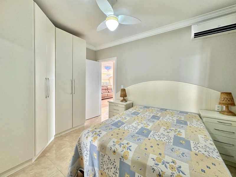 Apartamento 4 dormitórios com vista eterna para o mar, perto da praia!: 21ª foto da galeria de imagens do imóvel