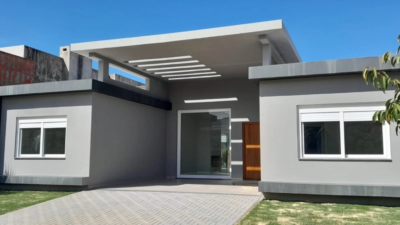 Casa plana contemporânea, 4 suítes, no Condomínio Dubai em Capão!: 1ª foto da galeria de imagens do imóvel