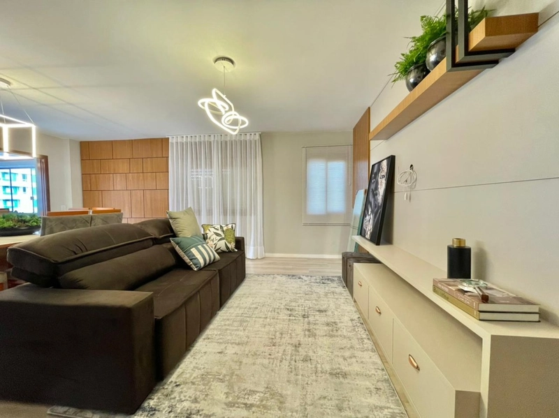 Apartamento com sacada de frente, perto da Praça Bassani, em Capão!: 6ª foto da galeria de imagens do imóvel