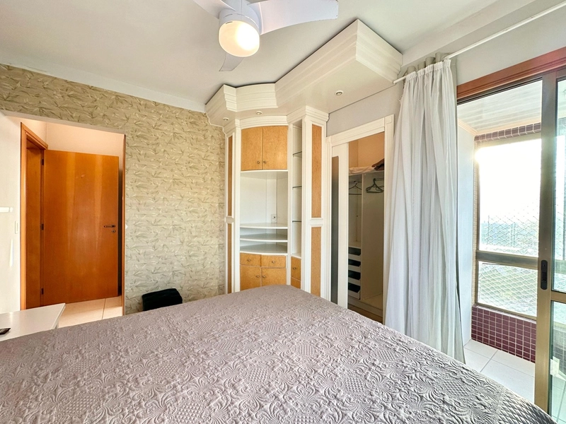 Amplo apartamento com sacadão com vista para o mar, no Centro: 24ª foto da galeria de imagens do imóvel