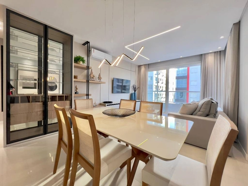 Apartamento 3 suítes, com 2 vagas, decorado, em Capão da Canoa!: 8ª foto da galeria de imagens do imóvel