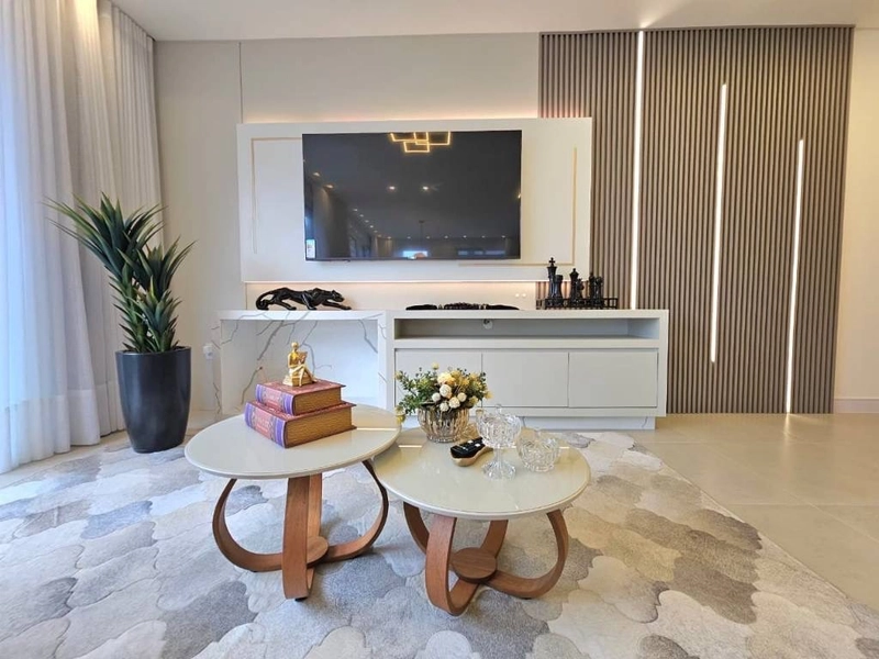 Apartamento com terraço de frente, 4 dormitórios e 2 box, em Capão!: 2ª foto da galeria de imagens do imóvel
