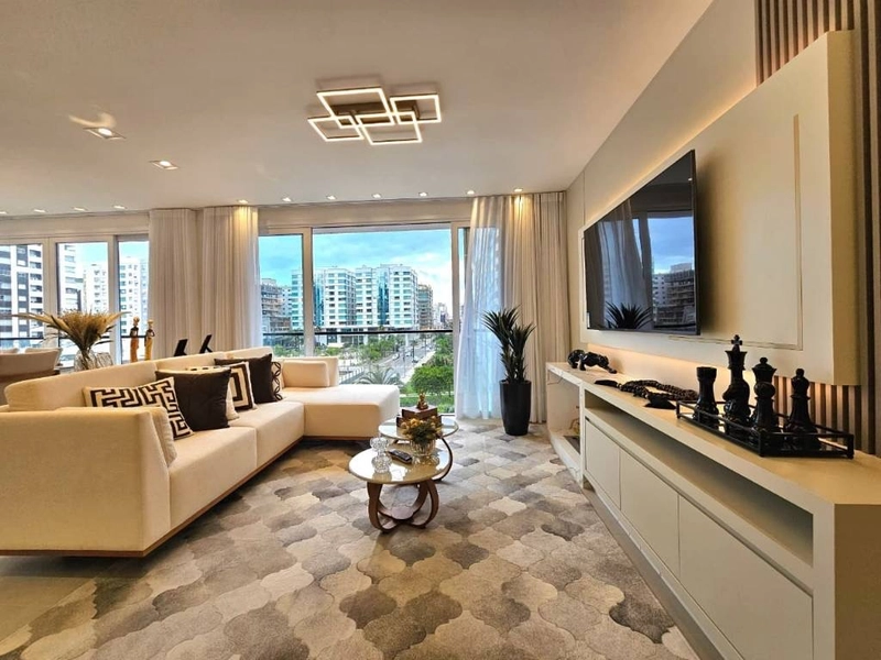 Apartamento com terraço de frente, 4 dormitórios e 2 box, em Capão!: 1ª foto da galeria de imagens do imóvel