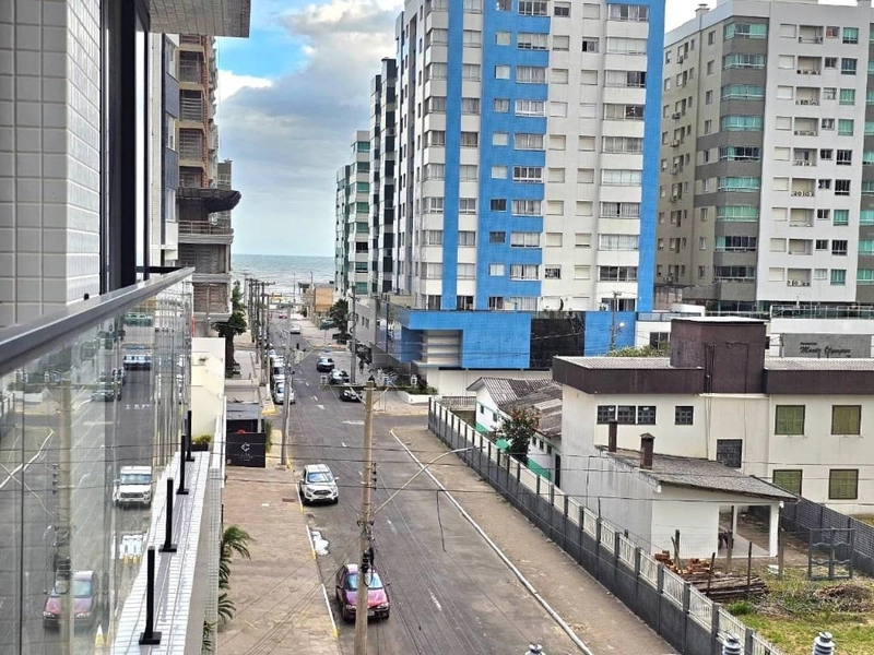 Apartamento com terraço de frente, 4 dormitórios e 2 box, em Capão!: 5ª foto da galeria de imagens do imóvel