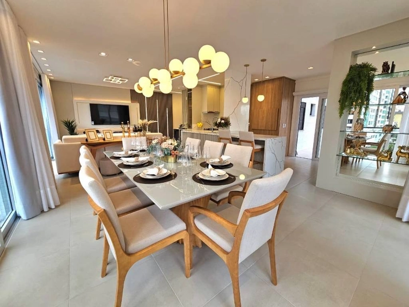 Apartamento com terraço de frente, 4 dormitórios e 2 box, em Capão!: 14ª foto da galeria de imagens do imóvel
