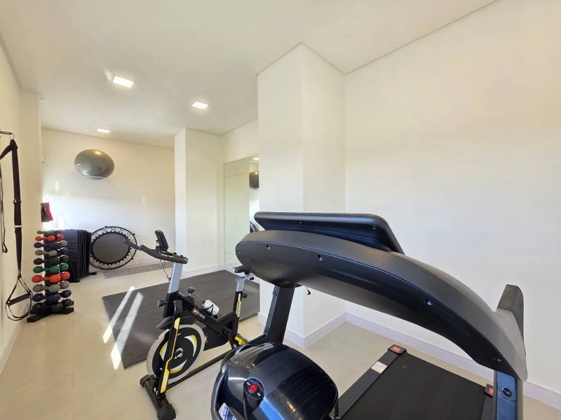 Apartamento com terraço de frente, 4 dormitórios e 2 box, em Capão!: 39ª foto da galeria de imagens do imóvel
