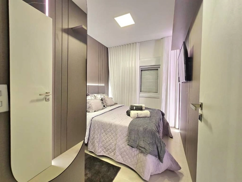 Apartamento com terraço de frente, 4 dormitórios e 2 box, em Capão!: 28ª foto da galeria de imagens do imóvel