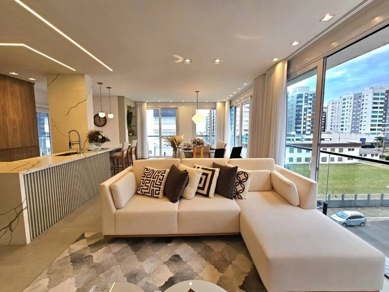 Apartamento com terraço de frente, 4 dormitórios e 2 box, em Capão!: 8ª foto da galeria de imagens do imóvel