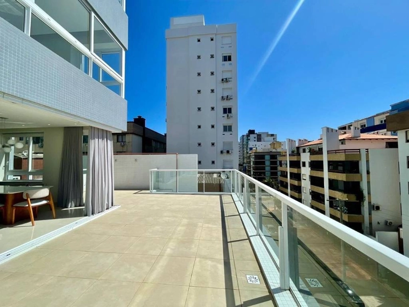 Apartamento novo, com terraço, 3 dormitórios, no Centro!
