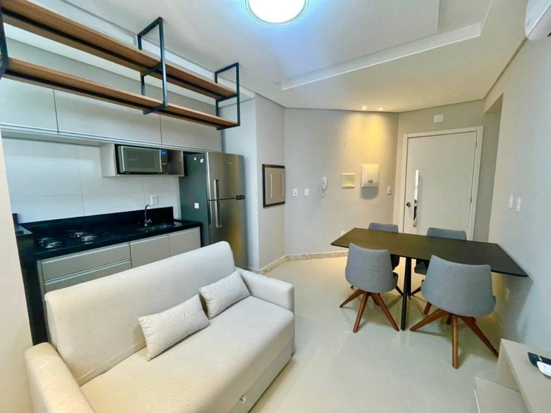 Apartamento mobiliado, em edifício com lazer completo, na Zona Nova!: 3ª foto da galeria de imagens do imóvel