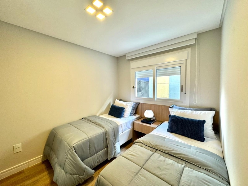 Apartamento de frente, 2 dormitórios, com terraço frente/lateral!: 16ª foto da galeria de imagens do imóvel