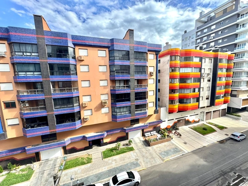 Apartamento de frente, 2 dormitórios, com terraço frente/lateral!: 5ª foto da galeria de imagens do imóvel