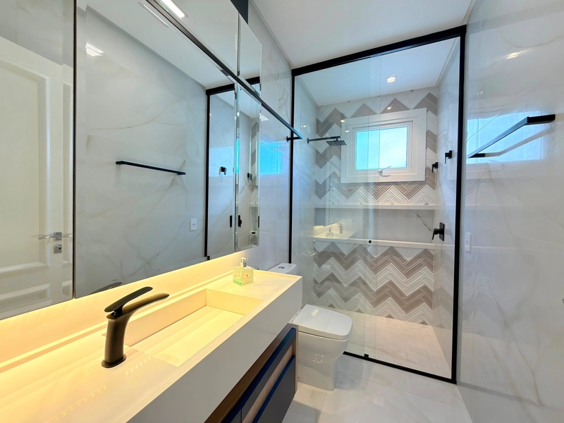 Luxuoso apartamento, 4 suítes, totalmente decorado, em Capão da Canoa!: 24ª foto da galeria de imagens do imóvel